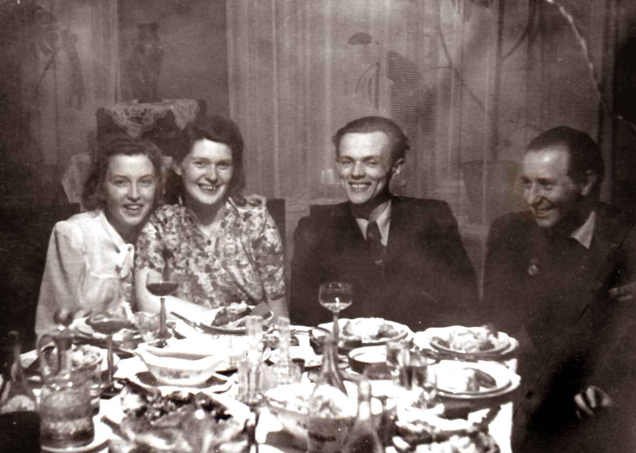Экспонат #84. Свадьба Валерии Микоши и Бориса Соколова. 1947 год